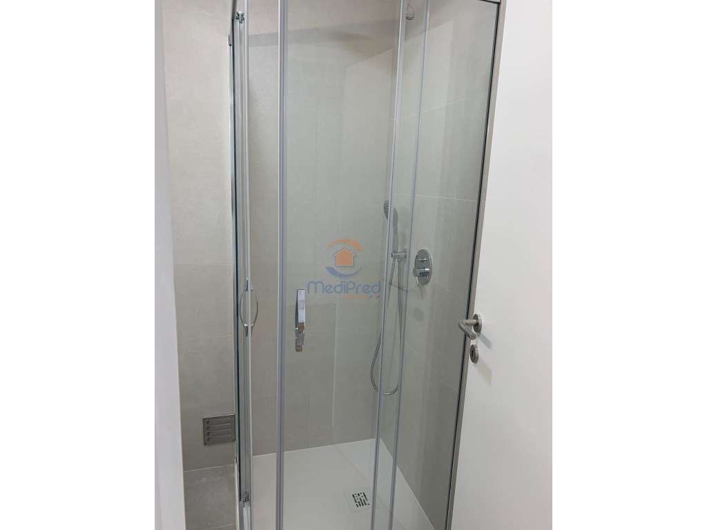 Apartamento T3 totalmente remodelado | Amadora-45