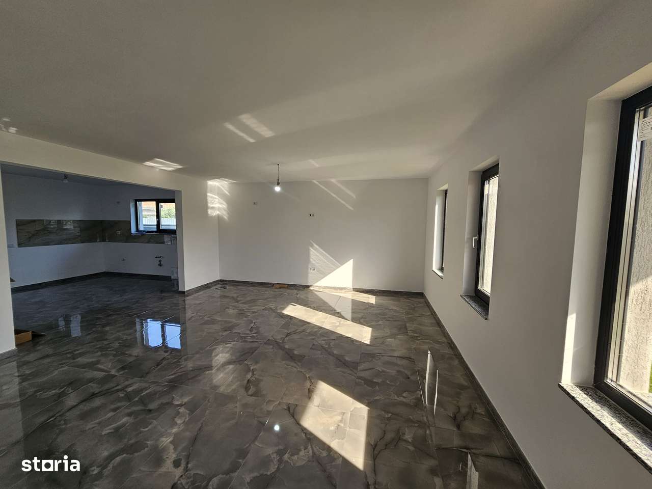 Casă nouă în Cordun - Imagine principală: 4/9