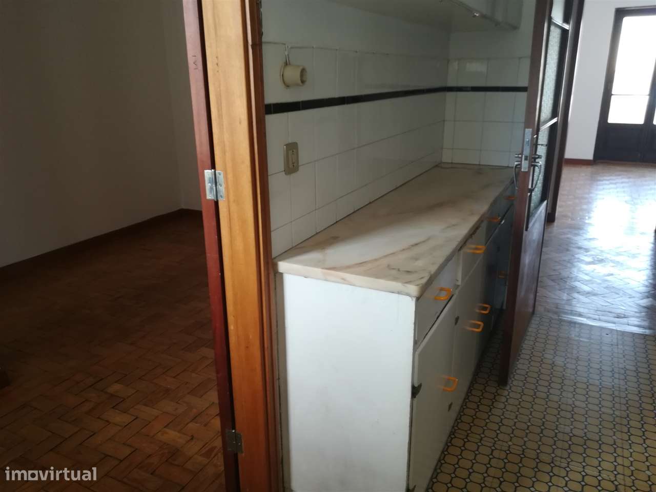 Apartamento T4 - Bairro Norton de Matos - Coimbra/Venda-20