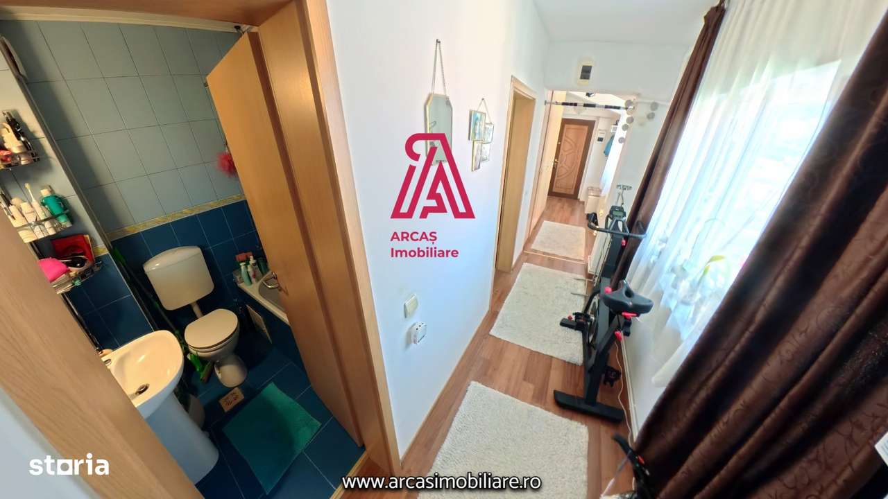 Apartament de vanzare la vila 2 camere, 67 mp utili-Cartier Lazaret!-5