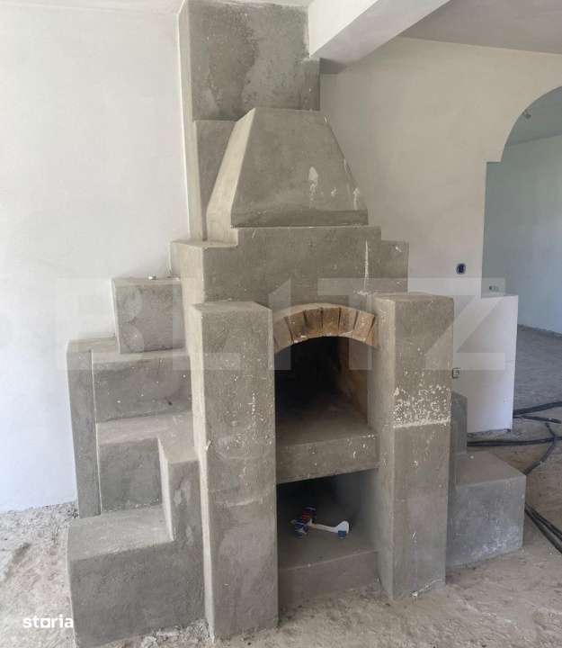 Casa de vanzare cu teren, in Pojorata, la sosea asfaltata - Imagine principală: 5/13