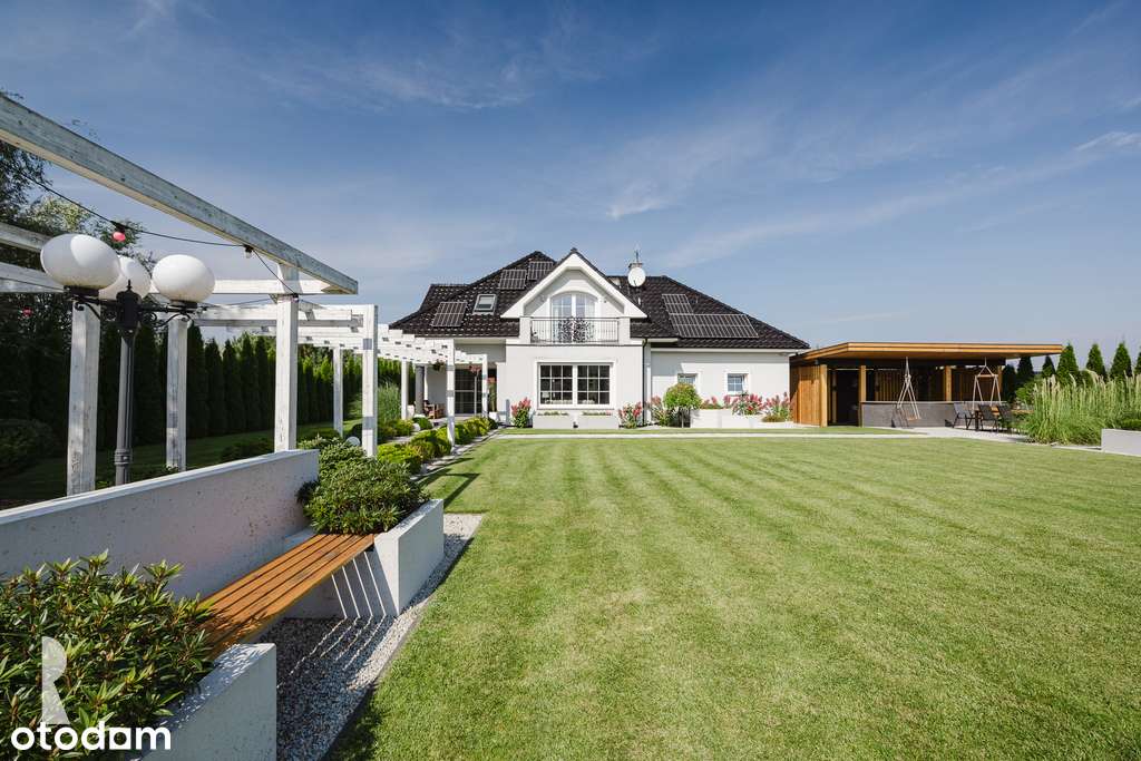 Wyjątkowa posiadłość w Lusówku, blisko jeziora-5