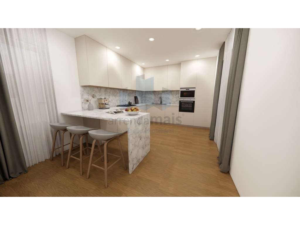 Vende-se apartamento T3 NOVO Coimbra-2