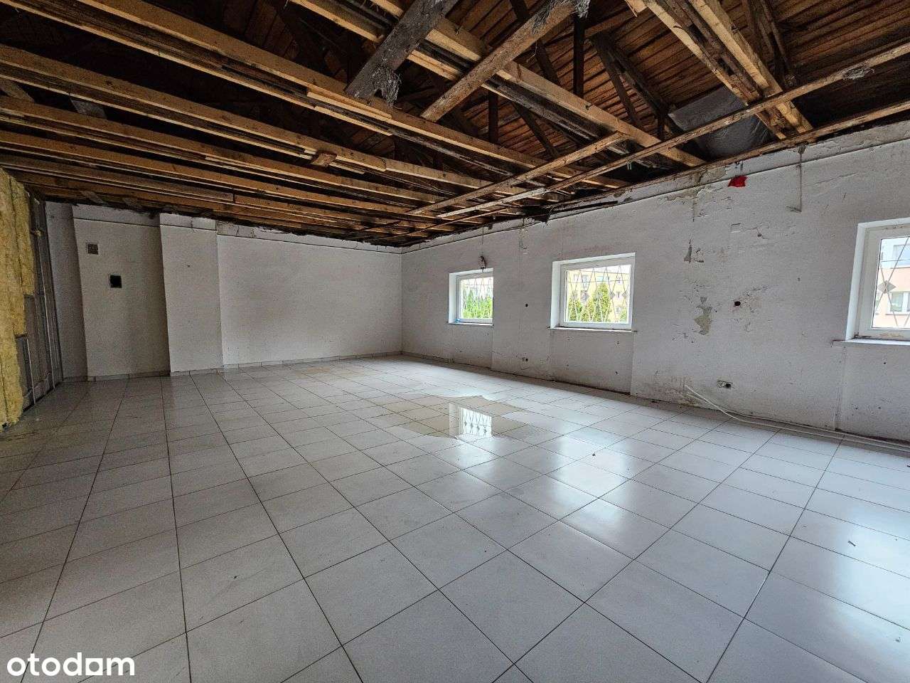 Duży, dwupoziomowy lokal usługowy; NOWA CENA - Pełny obrazek: 5/7