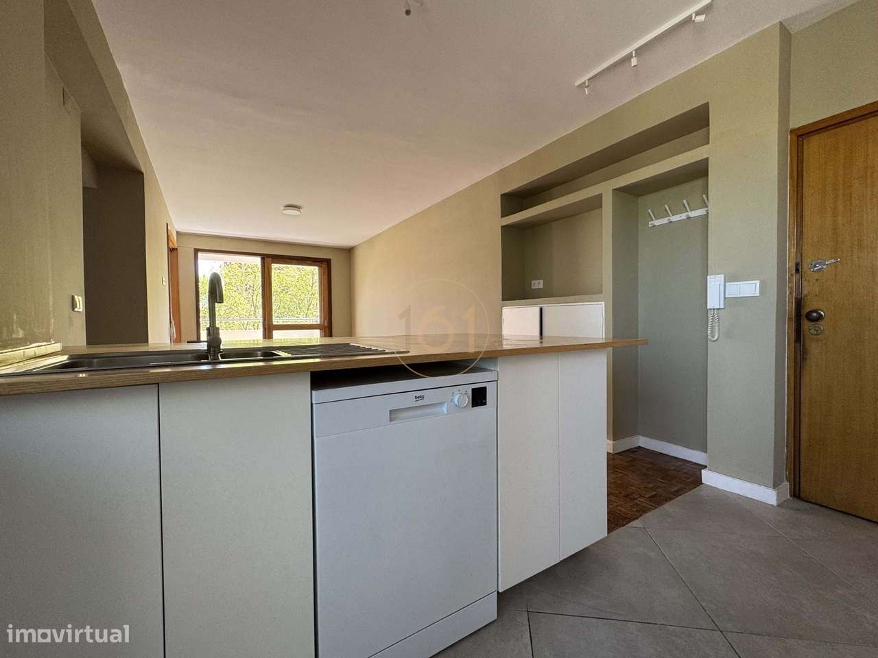 Apartamento T3 com varanda, para venda , no Porto-10