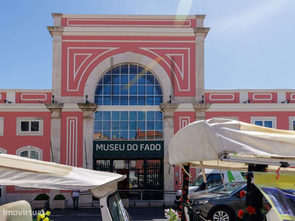 Apartamento T2 em Alfama, excelente localização-37