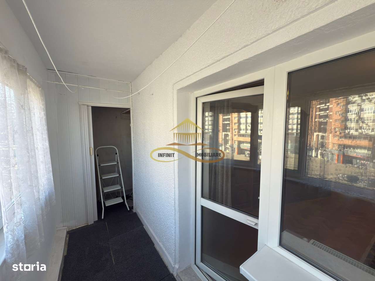 Garsoniera de vanzare langa parcul catedralei Bacau-5