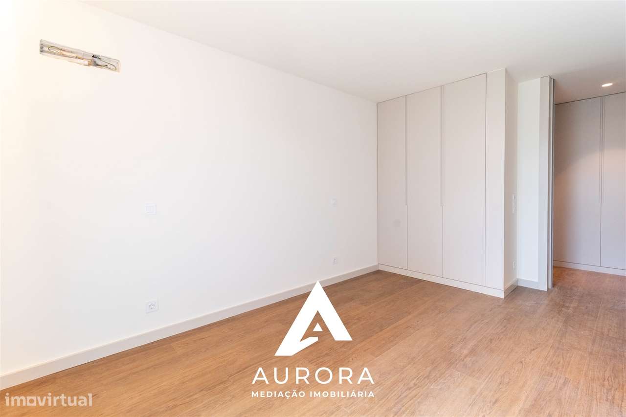 Apartamento T2 100 metros da praia c/ terraço de 37m2-18