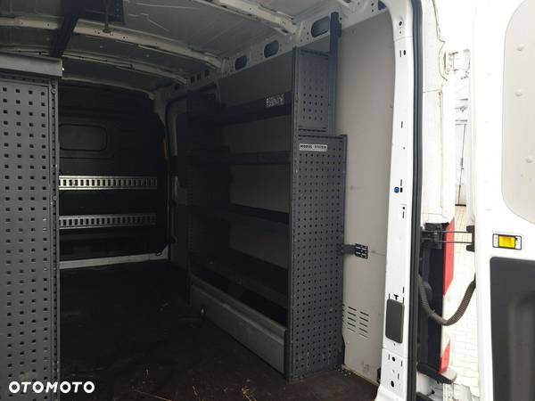 Ford Transit - 20