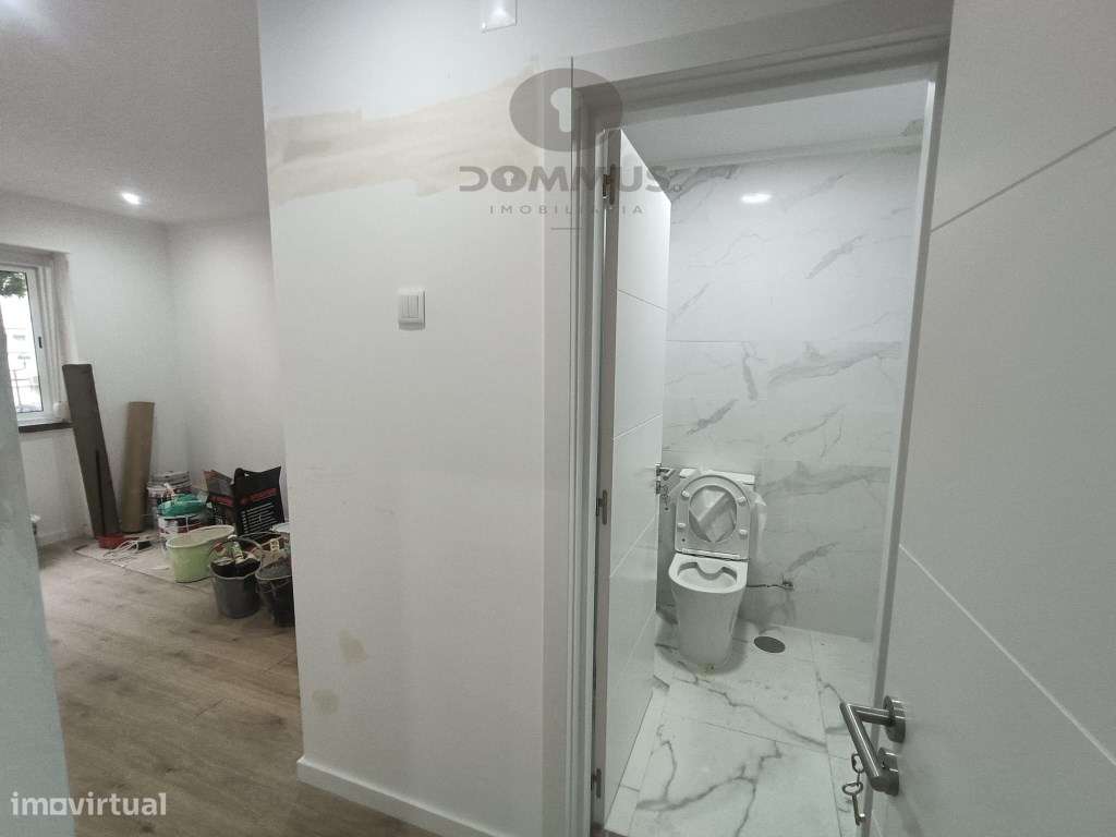Apartamento T3 Remodelado na Amadora-12