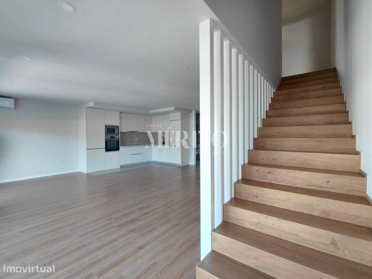 Apartamento T2 + 2 - Grande imagem: 5/22