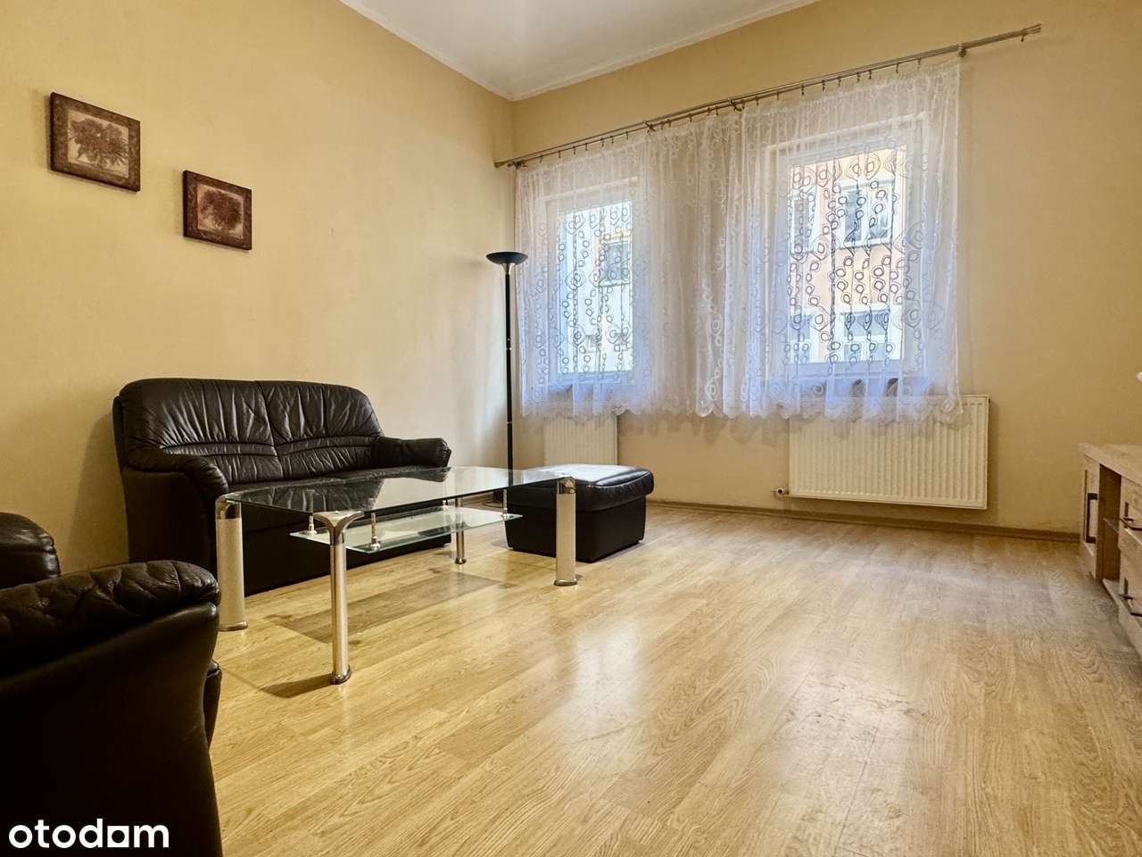 2 pokojowe w ścisłym centrum Legnicy - Pełny obrazek: 2/9