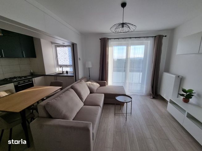 Inchiriez apartament cu o camera Maurer