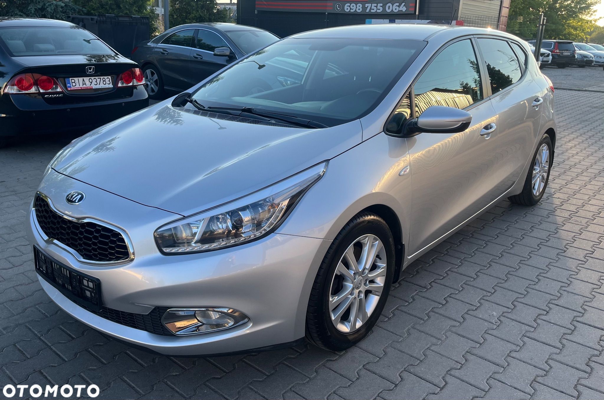 Kia Ceed - 1