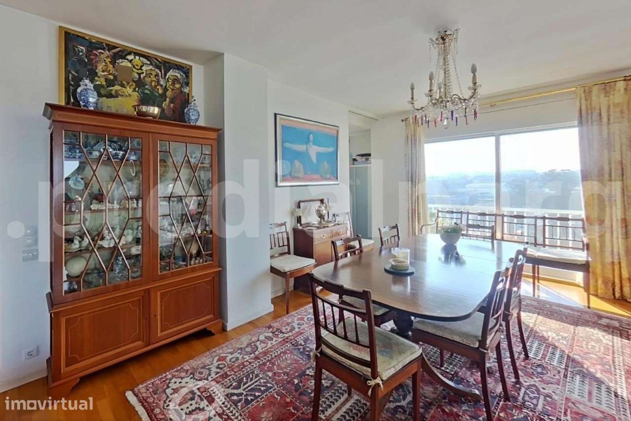 Excelente apartamento T4+1 com vistas de mar – Luminosidade, conforto - Grande imagem: 3/13