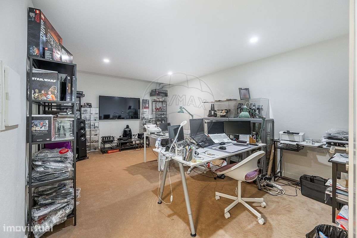 Moradia T4 para venda-33