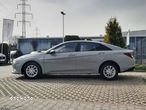 Hyundai Elantra 1.6 Modern CVT - 18