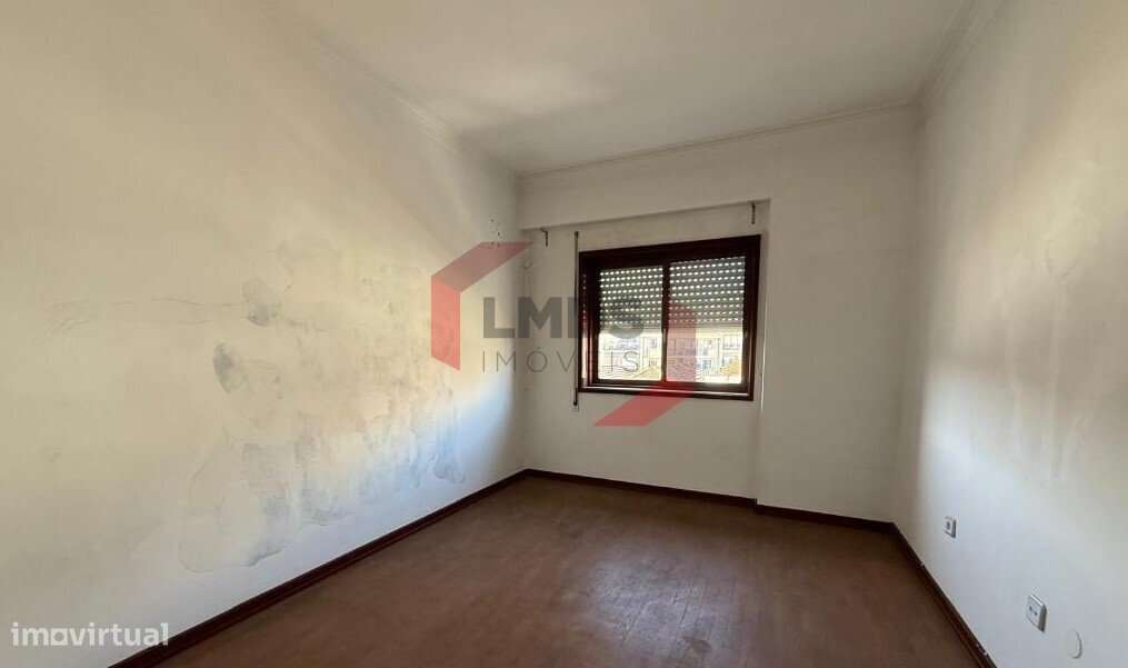 Apartamento T3 na Rua de Serpa Pinto -  APRESENTAÇÃO DE PROPOSTAS A...-5