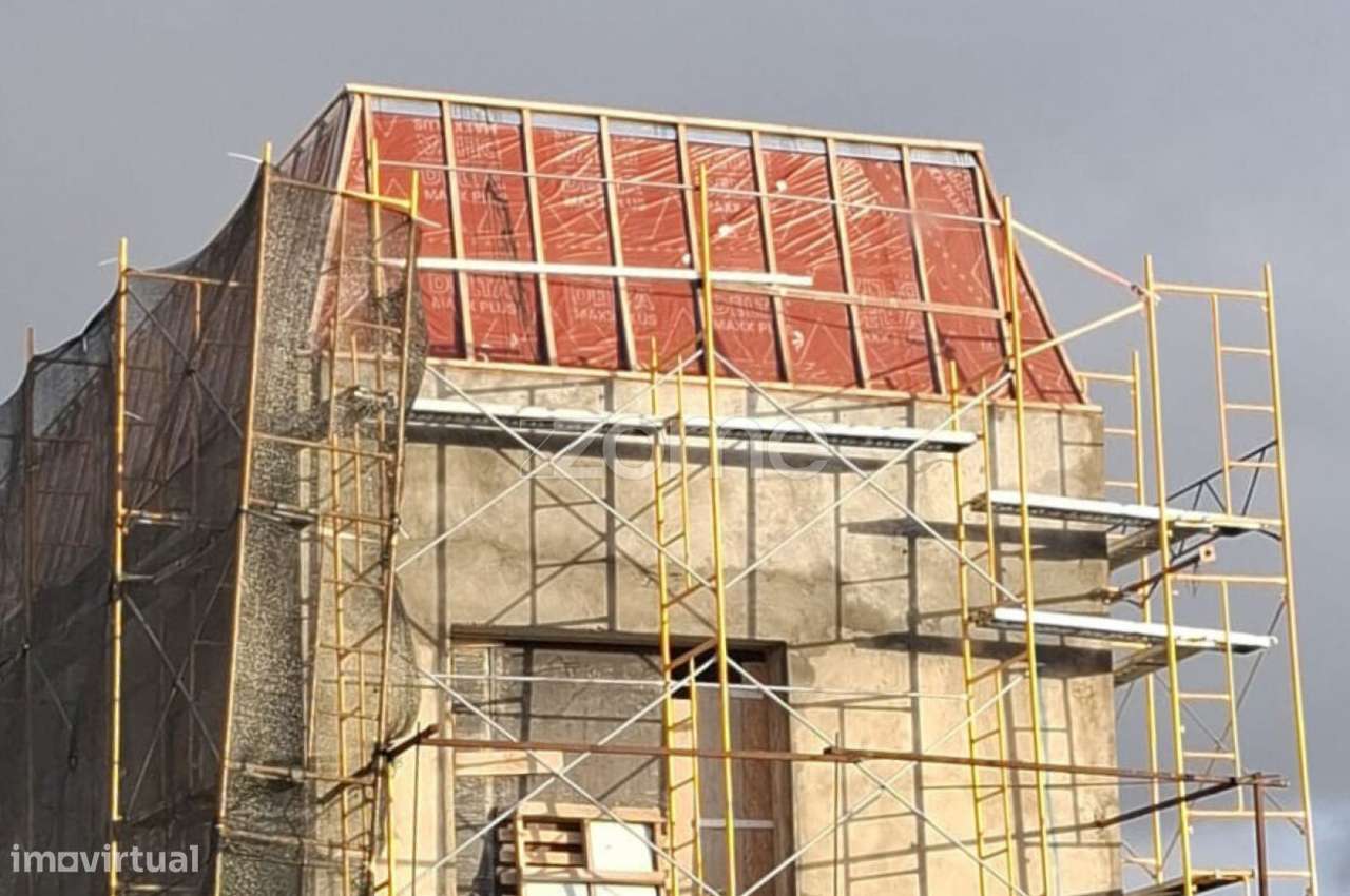 Moradia Isolada T4 com Piscina em Zona Privada – Varge Mondar - Grande imagem: 5/12