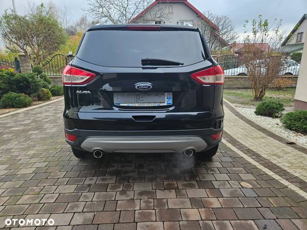 Ford Kuga 2.0 TDCi 2x4 Titanium - 5