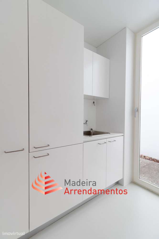 Moradia Independente T3 - Funchal-11