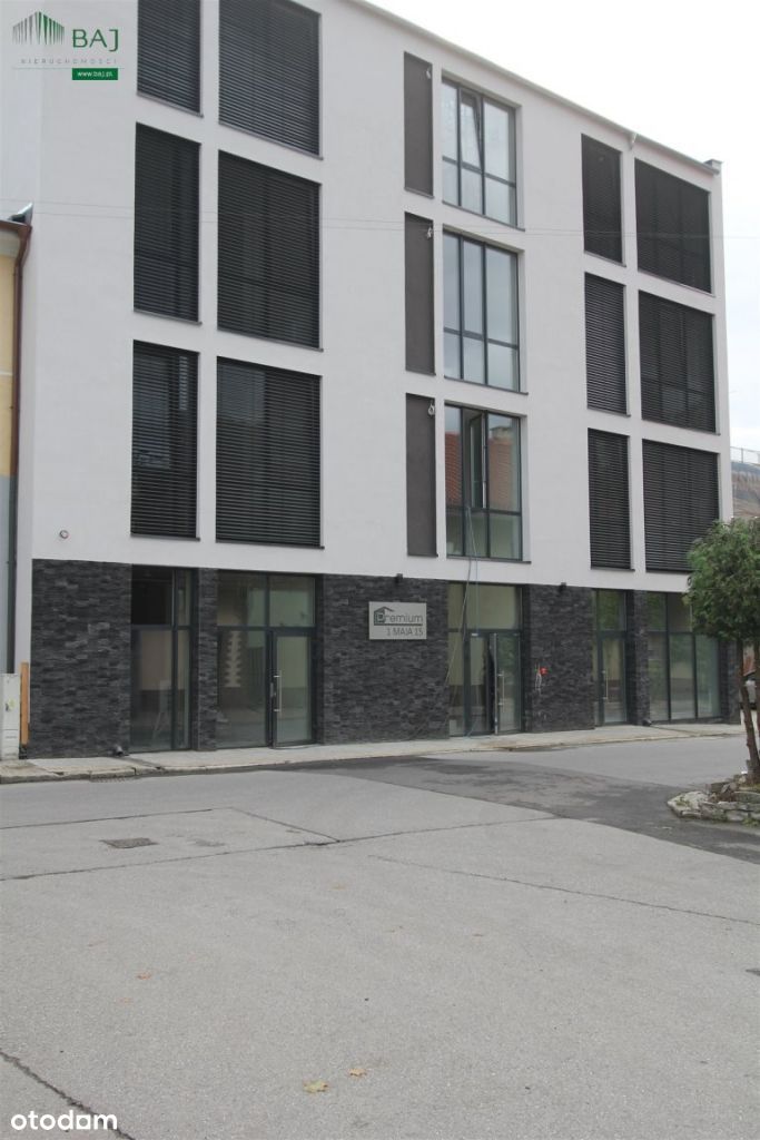 Krapkowice- nowy apartamentowiec w centrum