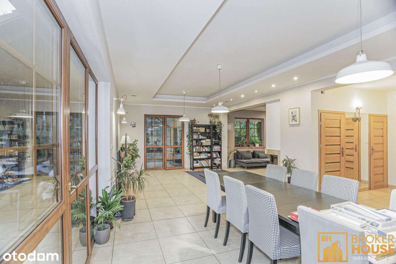 Wyjątkowy dom na dużej działce- Ciepielowice-3