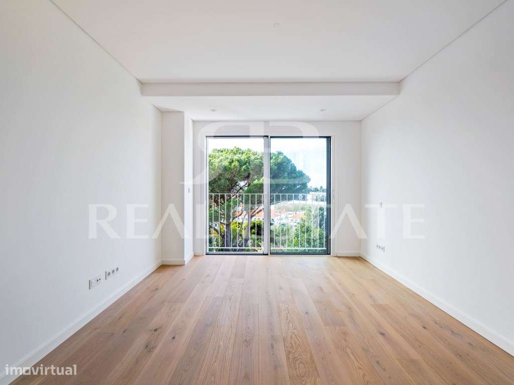 Moradia T4 com Jardim e Piscina no Monte Estoril - Cascais-26