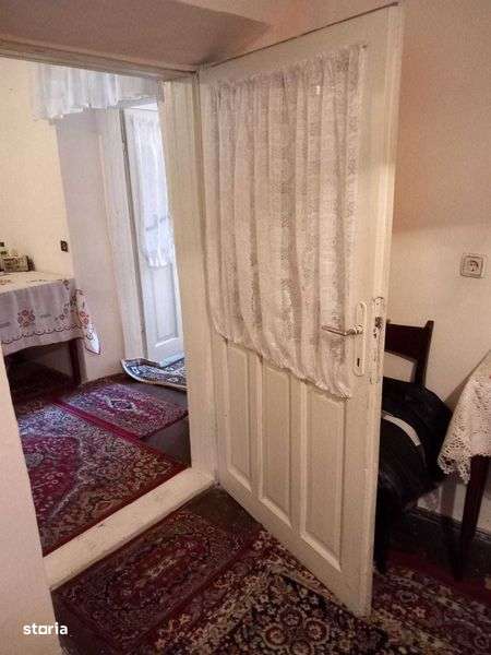 Vand casa si teren in Husi - Imagine principală: 5/6