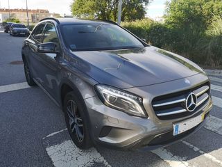 Mercedes-Benz GLA 180 d