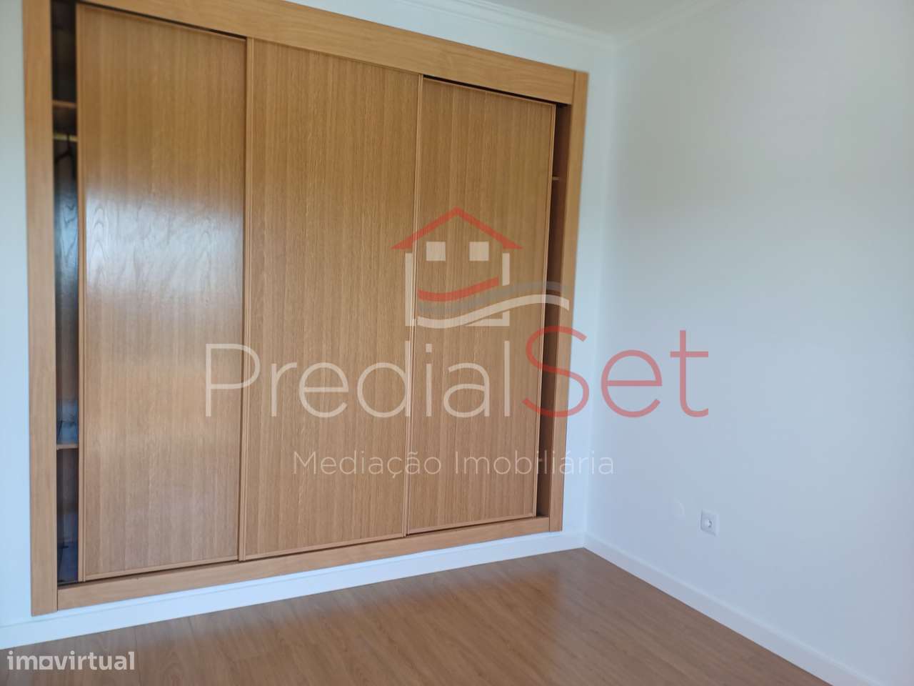 Moradia T4 Piscina-Setúbal-20