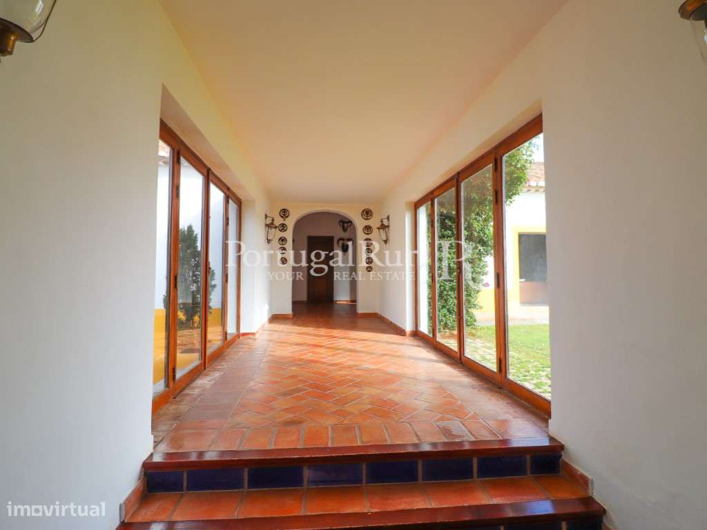Herdade de Caça Maior com 1000 Hectares + 4 Apartamentos + Anexos-33