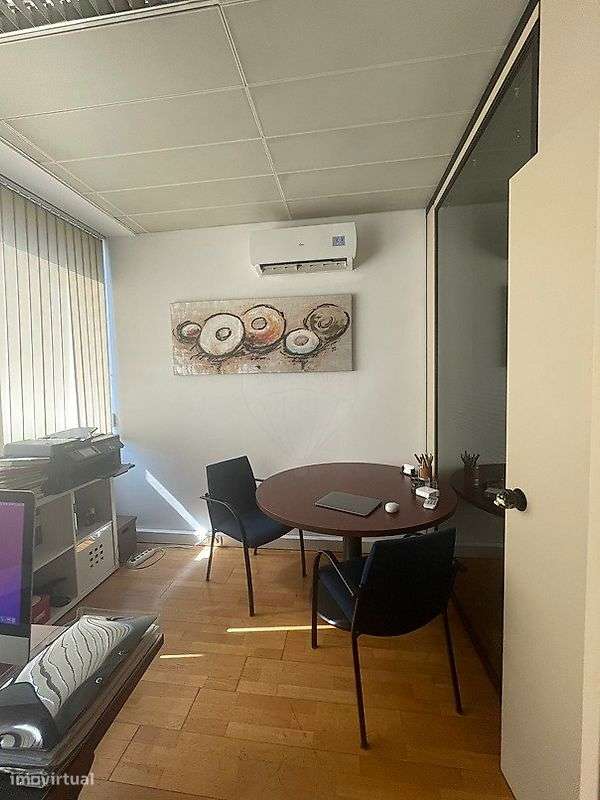 Escritório  para arrendamento - Grande imagem: 4/18