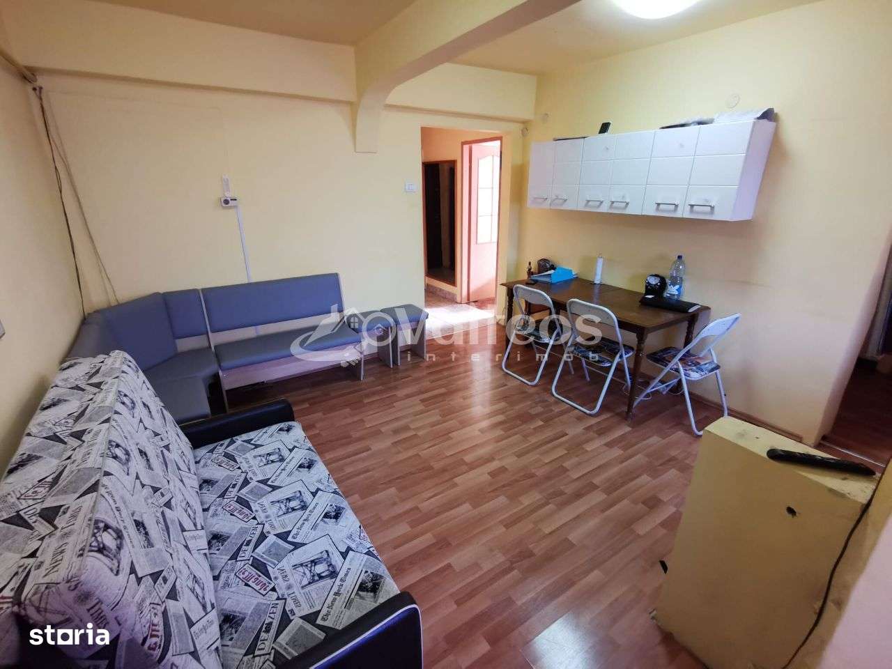 Reșița, apartament 4 camere (2X2), 120 mp, etaj 2, zona Universitate-8
