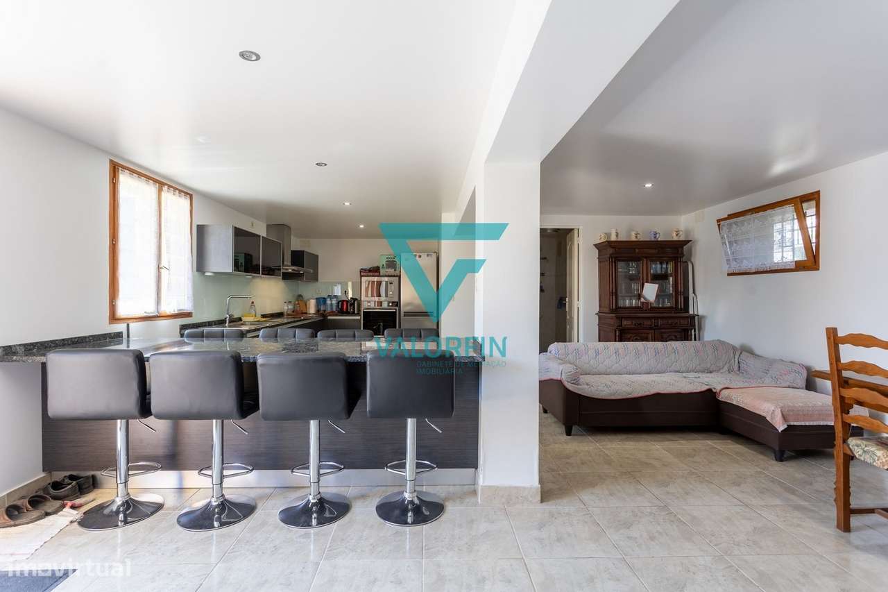Moradia T5 c/ 1818 m² de Terreno - CAXARIAS / OURÉM-18