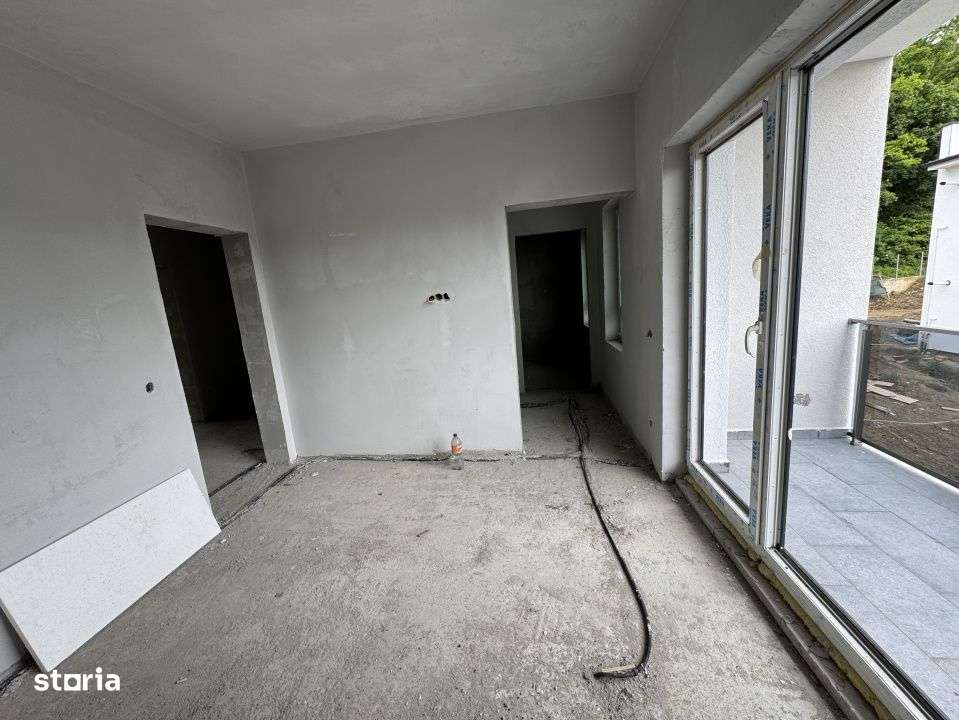 Casa individuala, 140 mp, 4 camere, teren liber 300 mp, Dezmir - Imagine principală: 5/11