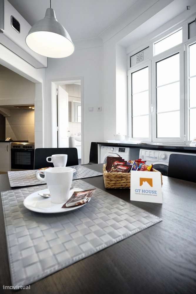 Apartamento com 7 quartos - localizado em Alameda Lisbon - Grande imagem: 4/6