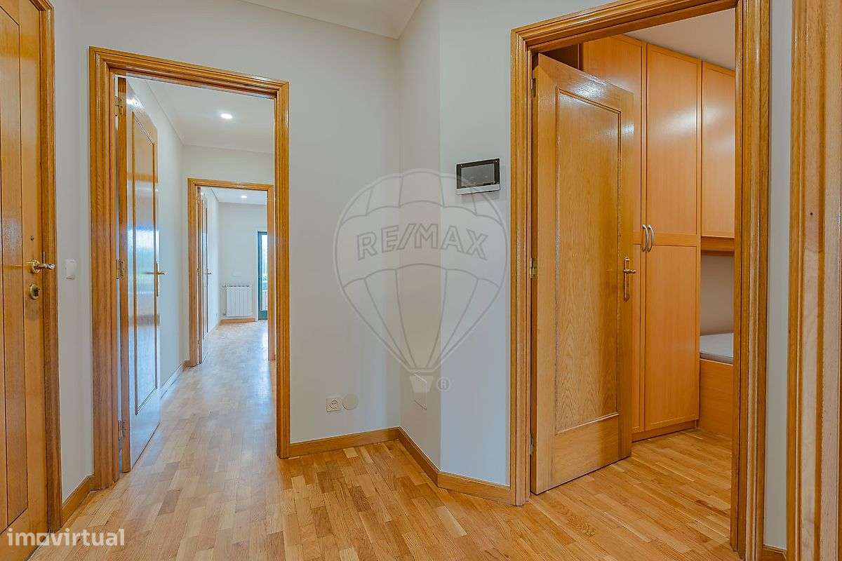 Apartamento T1 para arrendamento - Grande imagem: 3/32