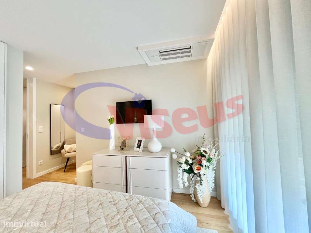 Apartamento T2 Oliveira do Douro-18