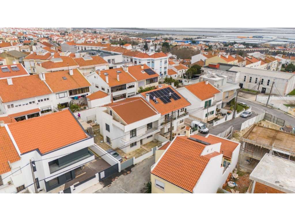 Moradia T3 em m construção com Jardim e Sótão - Via Rara - Santa Ir...-23