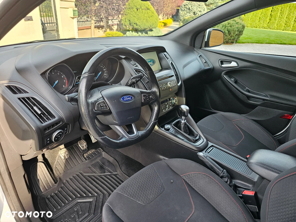 Ford Focus 1.0 EcoBoost ST-Line ASS - 10