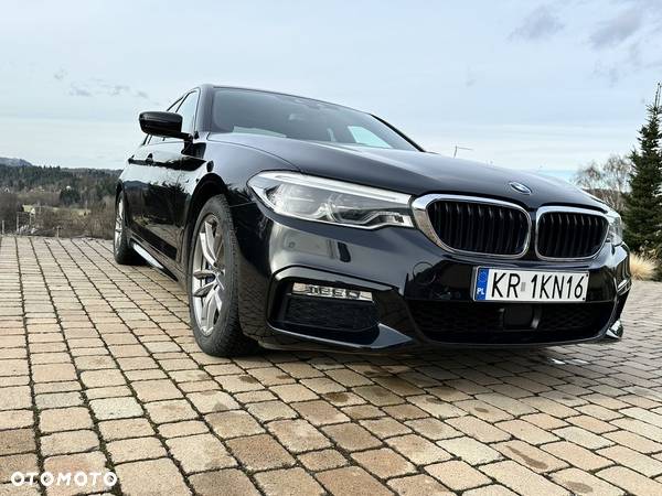 BMW Seria 5 530i xDrive - 9