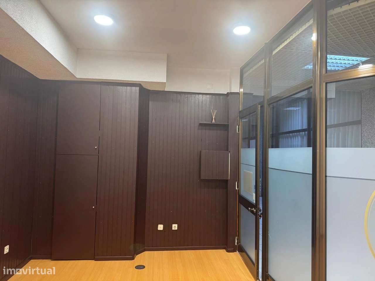 Loja 28 CCParque - escritório ou atelier em Matosinhos - Grande imagem: 2/12