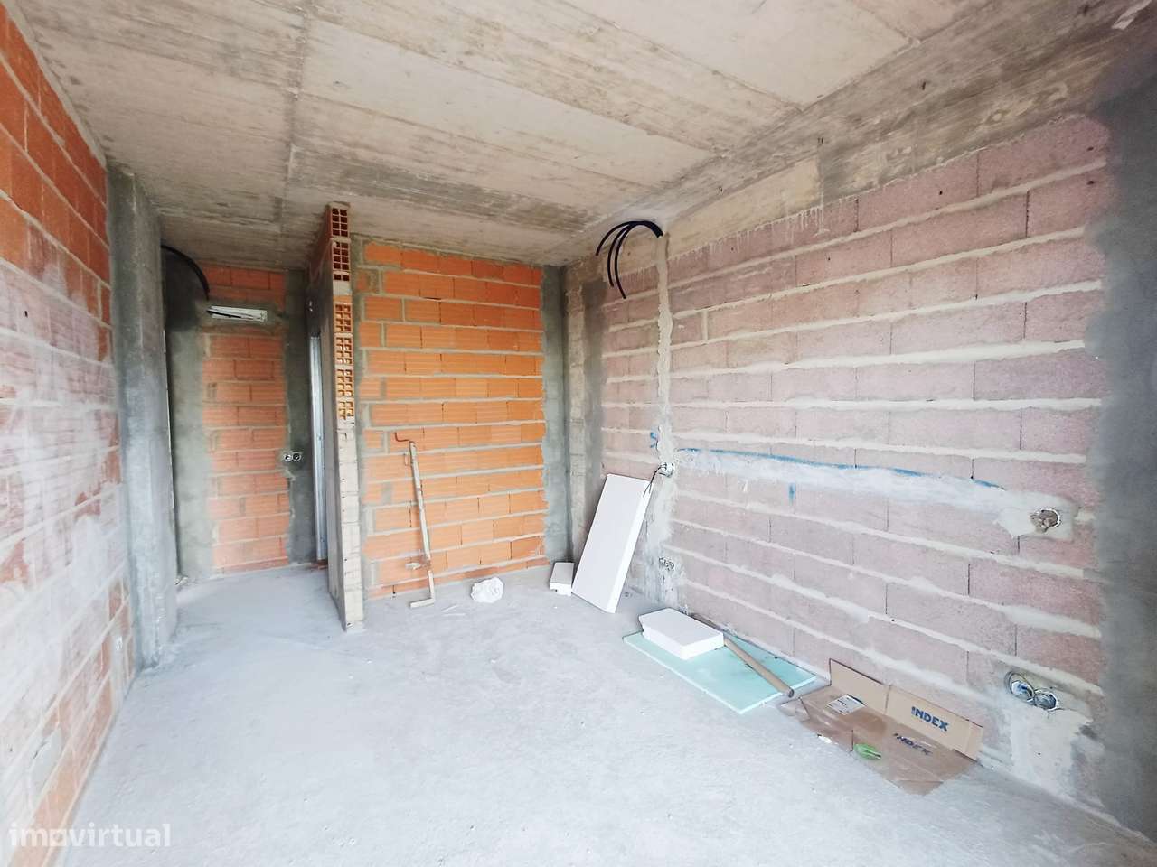 Apartamento T1 em Quarteira-15