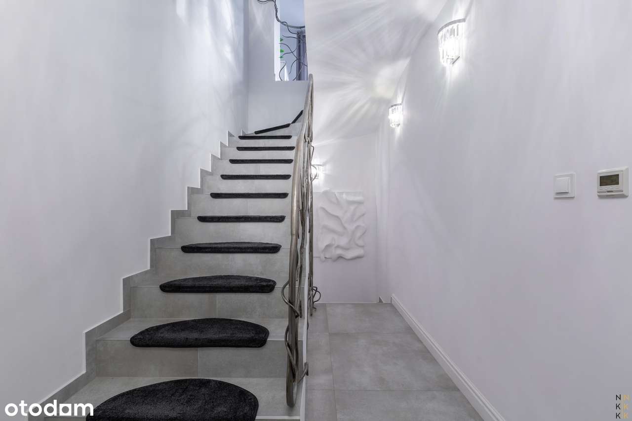 Dwupoziomowe mieszkanie z tarasem / bezczynszowe-15