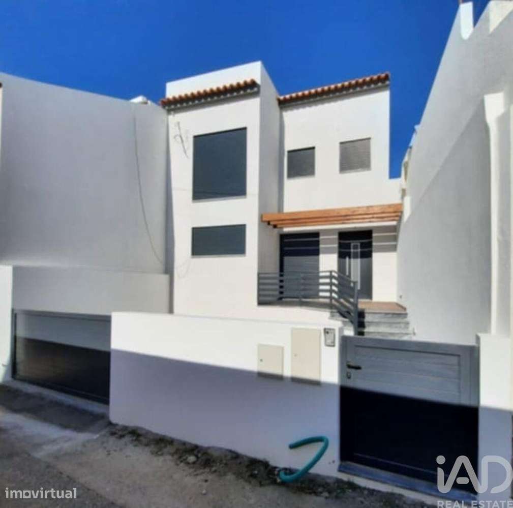 Casa T3 em Lourinhã e Atalaia de 150,00 m2 - Grande imagem: 4/22