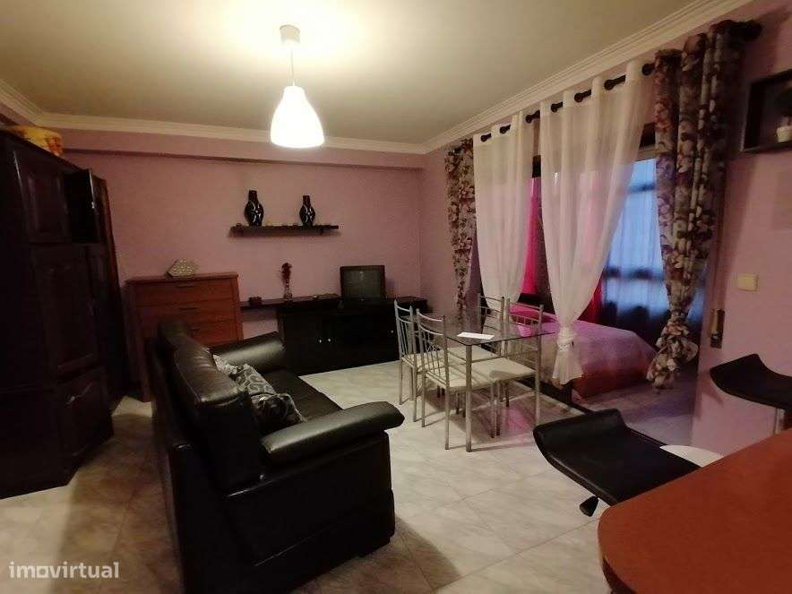 Apartamento T0+1 na Praia da Amorosa - Grande imagem: 5/8