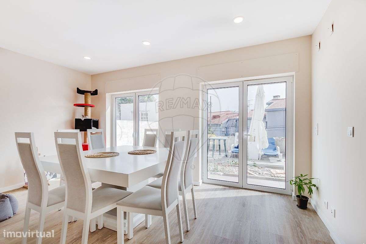 Moradia T4 para venda-7