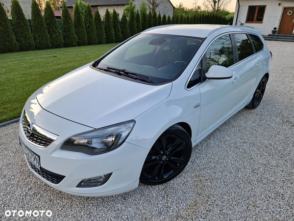 Opel Astra 1.6 Turbo Sports Tourer - 23