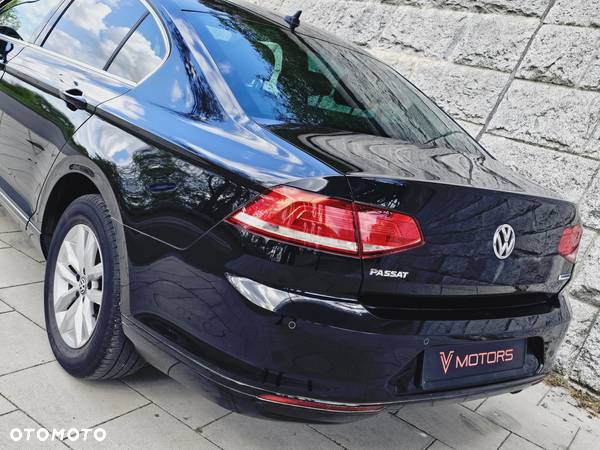 Volkswagen Passat 1.6 TDI (BlueMotion Technology) Comfortline - 13